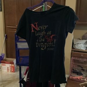 Black t shirt “The hobbit”